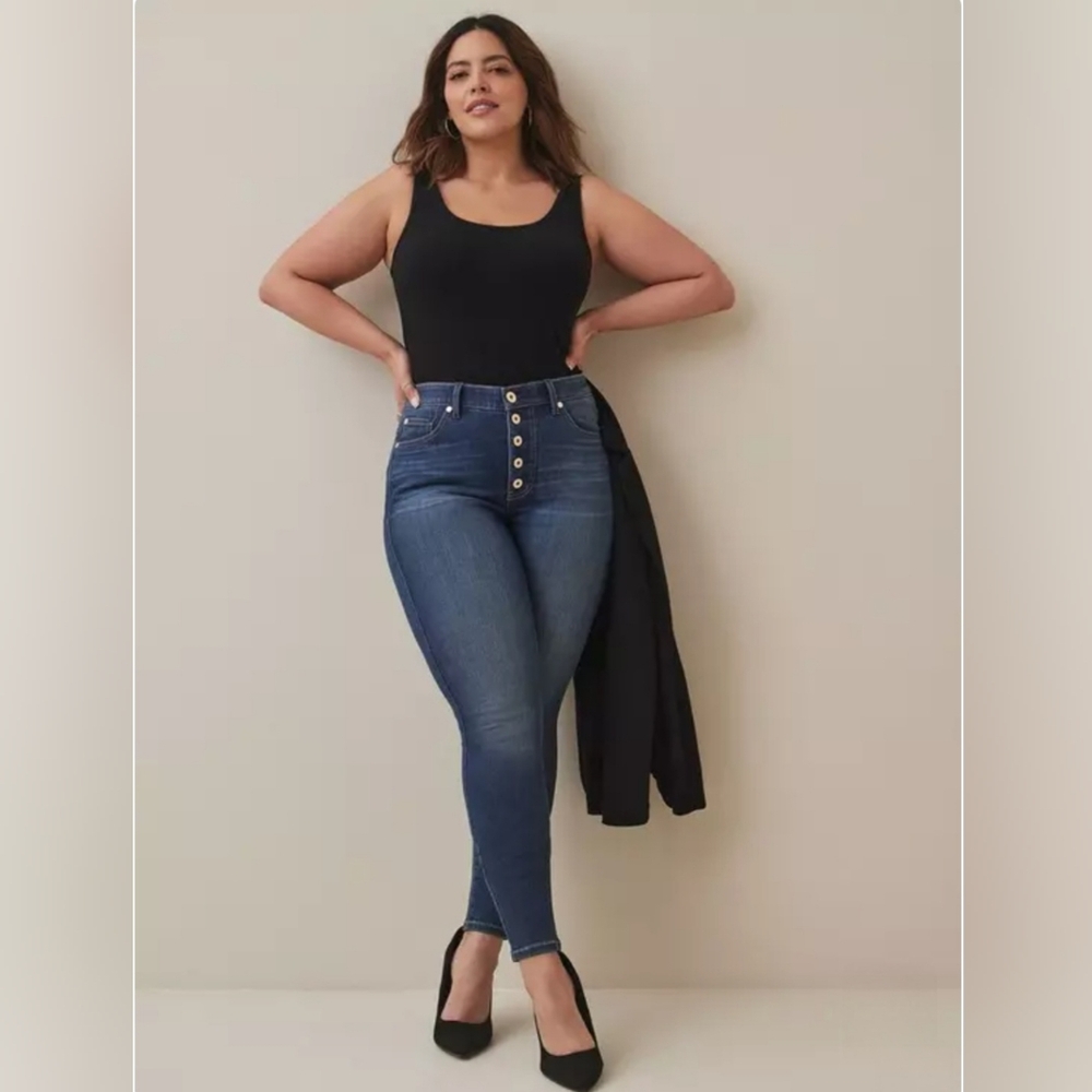 Torrid Dark Blue Bombshell Premium Stretch Skinny Jeans Size 22, New W/ Tags!